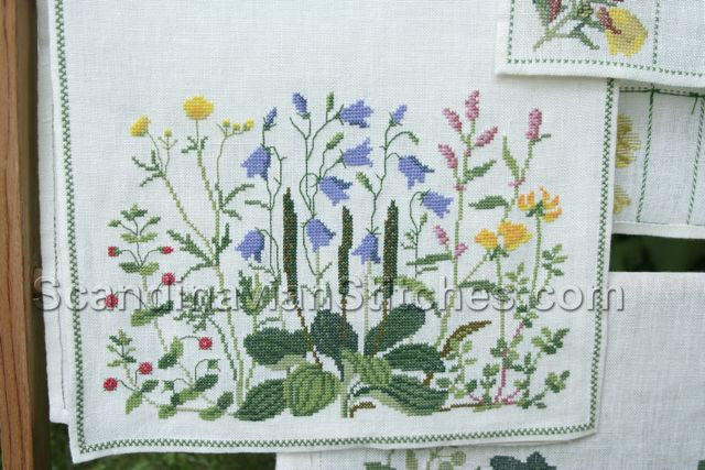 Weeds of the Garden Runner Weeds of the Garden Runner