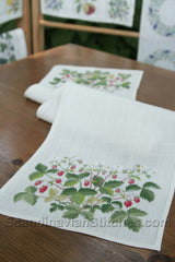 Wild Strawberries Runner